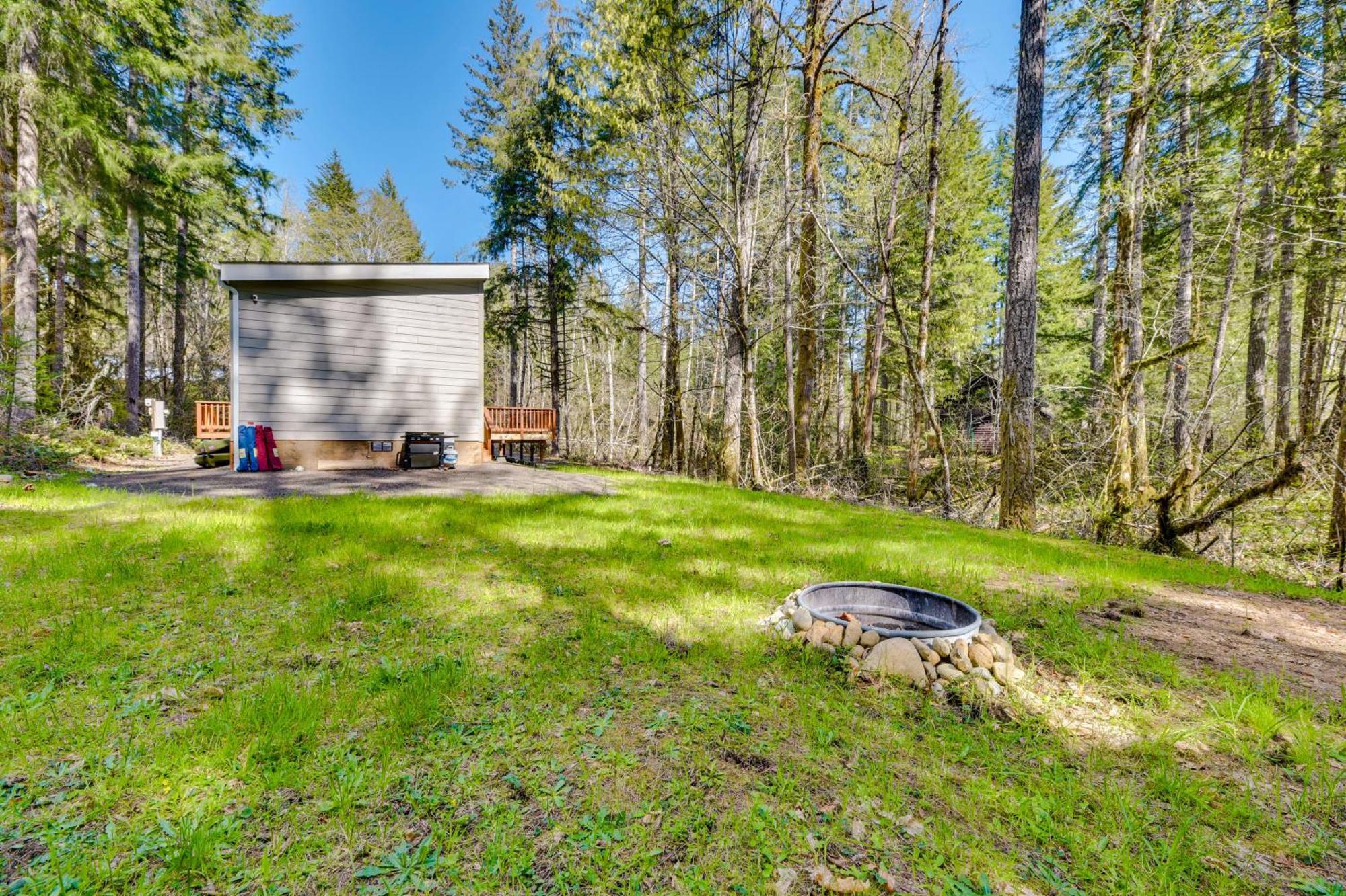Hoodsport Vacation Rental With Private Lake Access! Exteriör bild